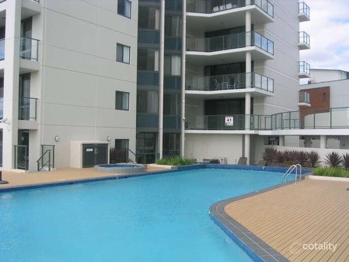 8/18 Tanunda Dr, Rivervale, WA 6103