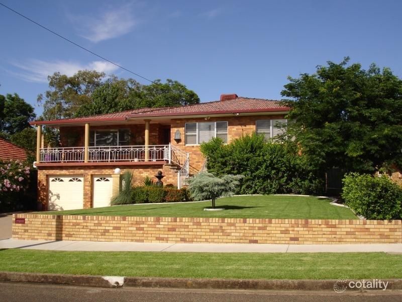 121 Crown St, West Tamworth, NSW 2340