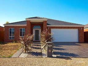 26 Jamieson Tce, Taylors Hill, VIC 3037
