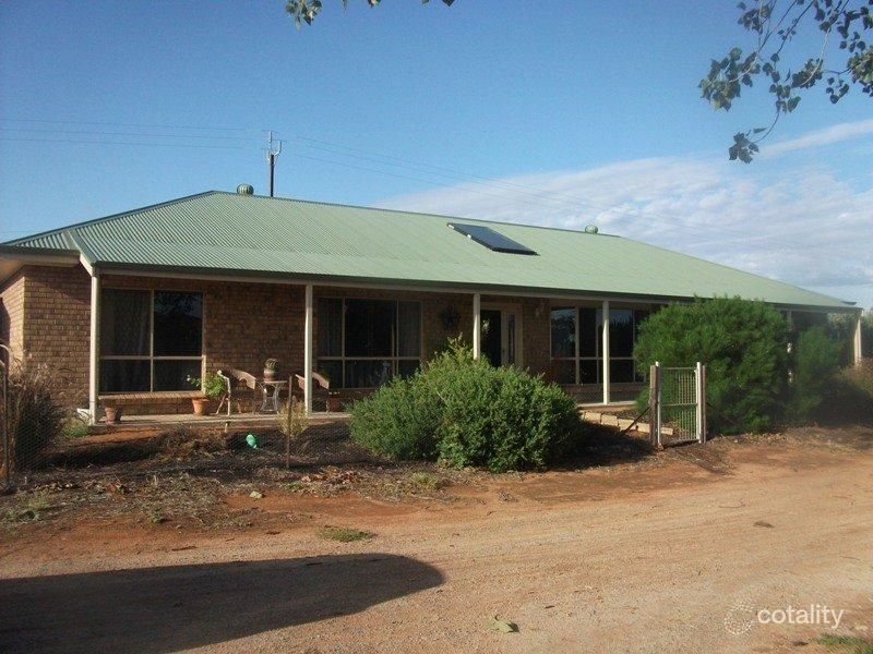 4 Tooravale Rd, Monash, SA 5342