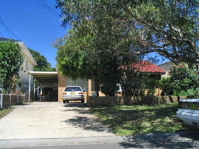 8 Regatta Ave, Caringbah South, NSW 2229