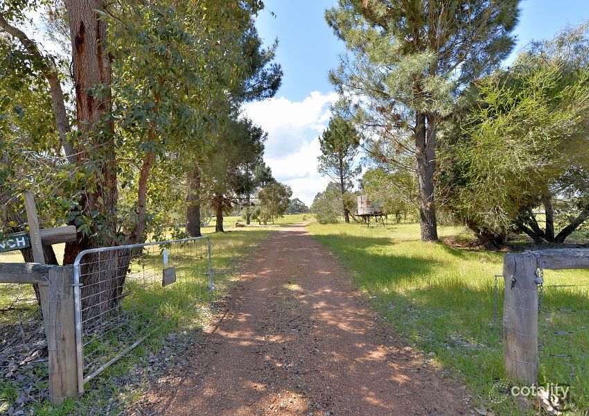 30 Paperbark Pl, West Pinjarra, WA 6208