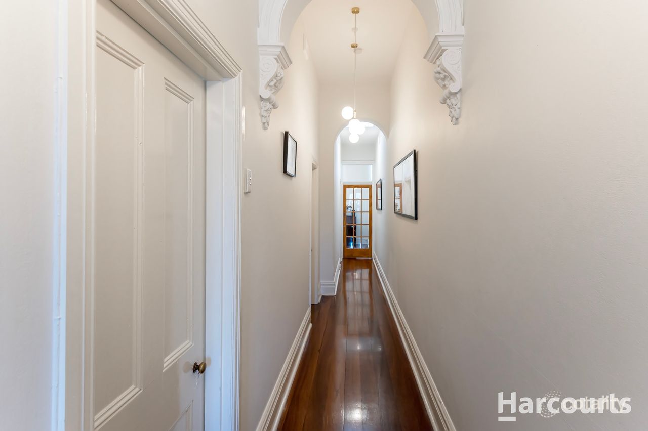 21 Ruth St, Perth, WA 6000