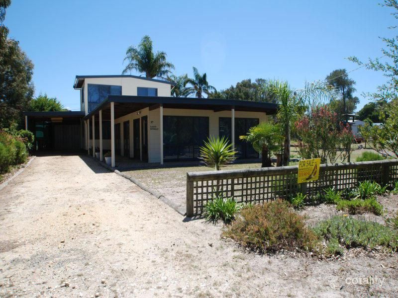 35-37 Reeves St, Loch Sport, VIC 3851