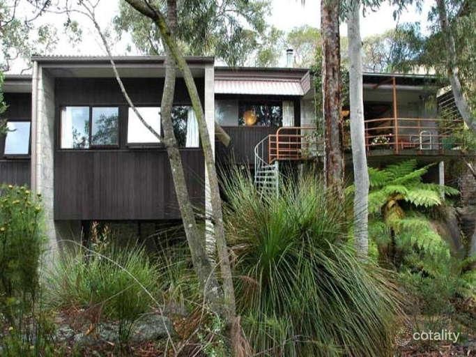 22 Burraneer Ave, St Ives, NSW 2075