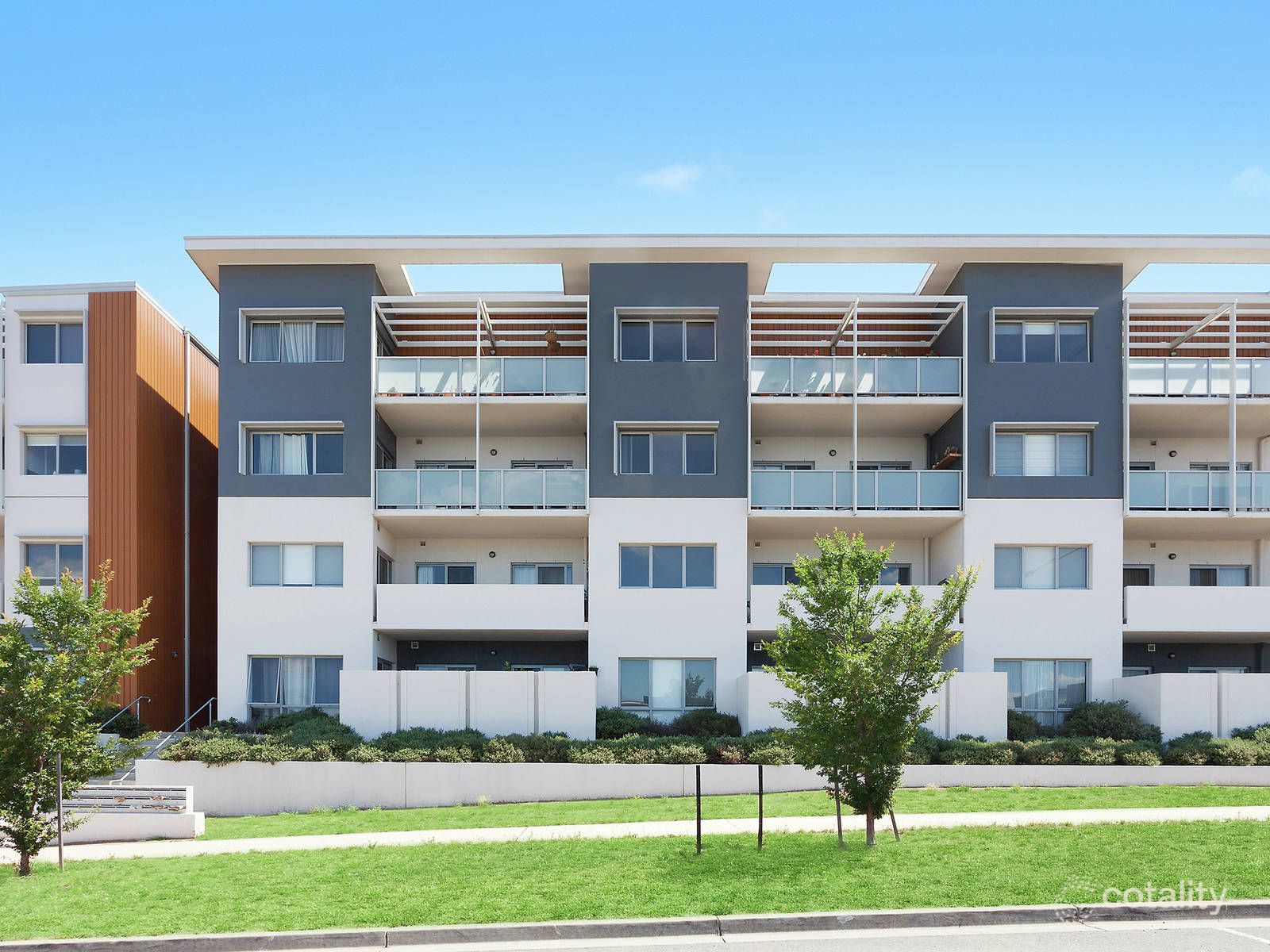 142/61 John Gorton Dr, Wright, ACT 2611