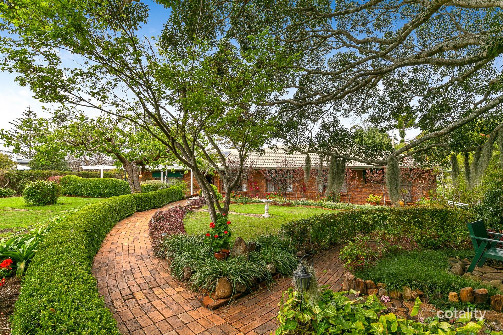 12 Mcstay St, Middle Ridge, QLD 4350
