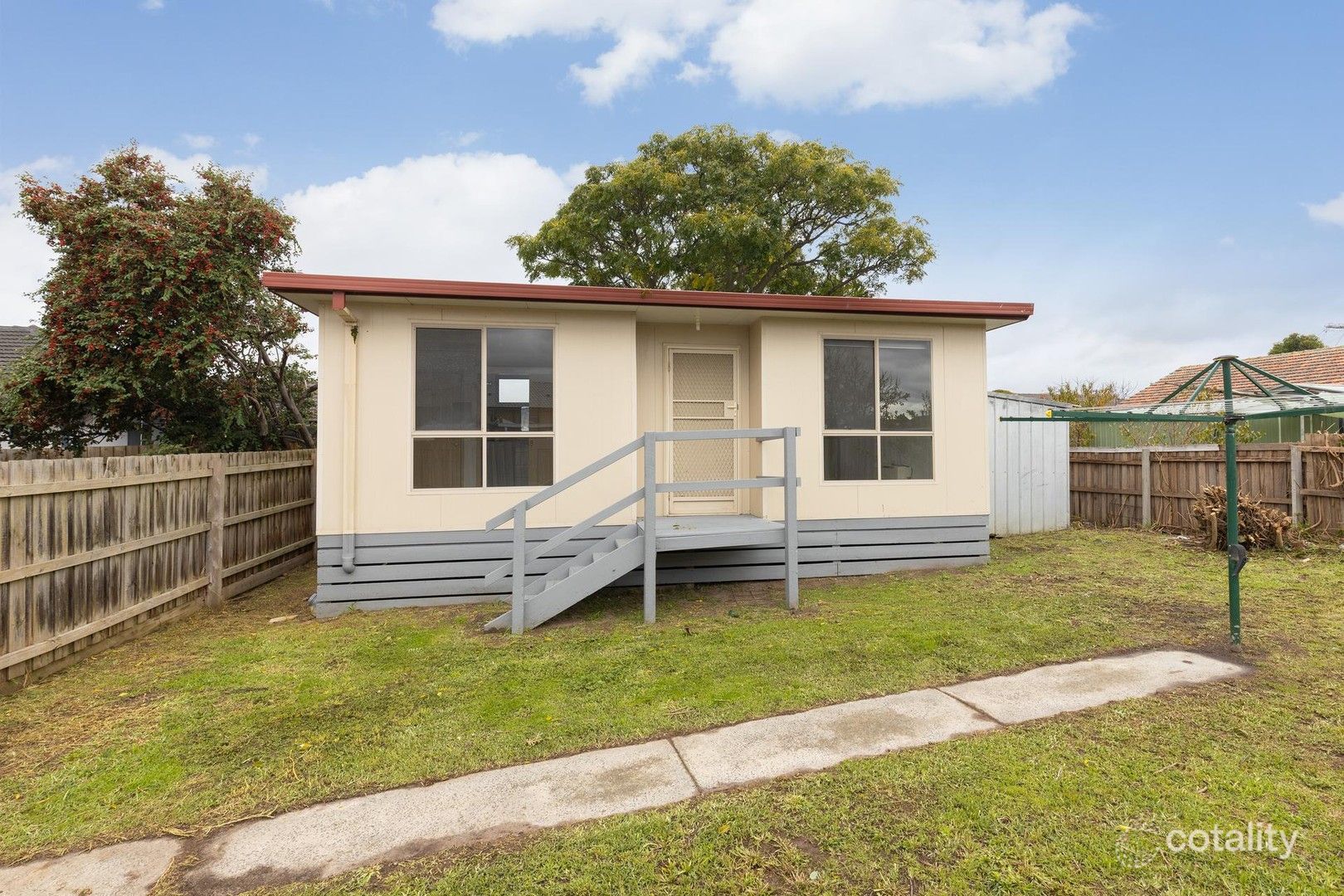 11 Chifley Cres, Dandenong North, VIC 3175