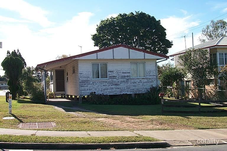 28 Hedge St, Strathpine, QLD 4500