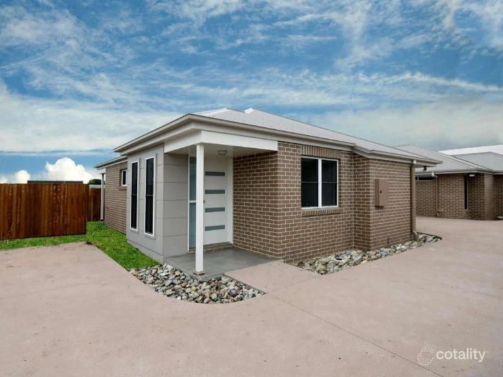 1/3 Sienna Dr, Glenvale, QLD 4350
