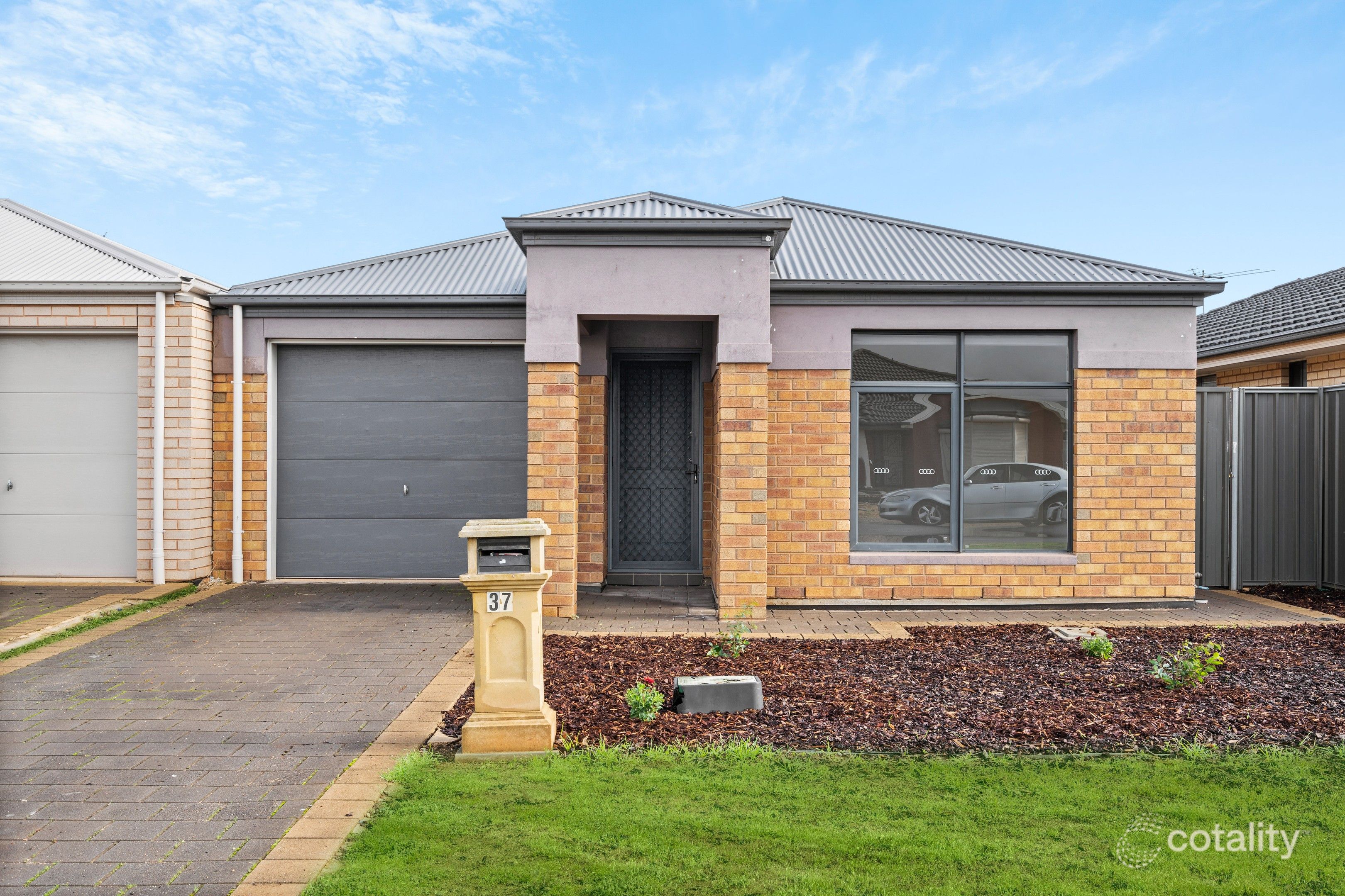 37 Ponderosa Rd, Munno Para West, SA 5115