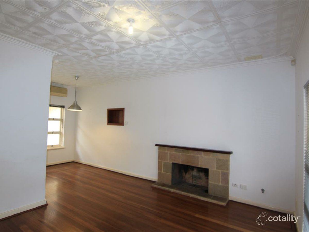 3 Armstrong Rd, Wilson, WA 6107