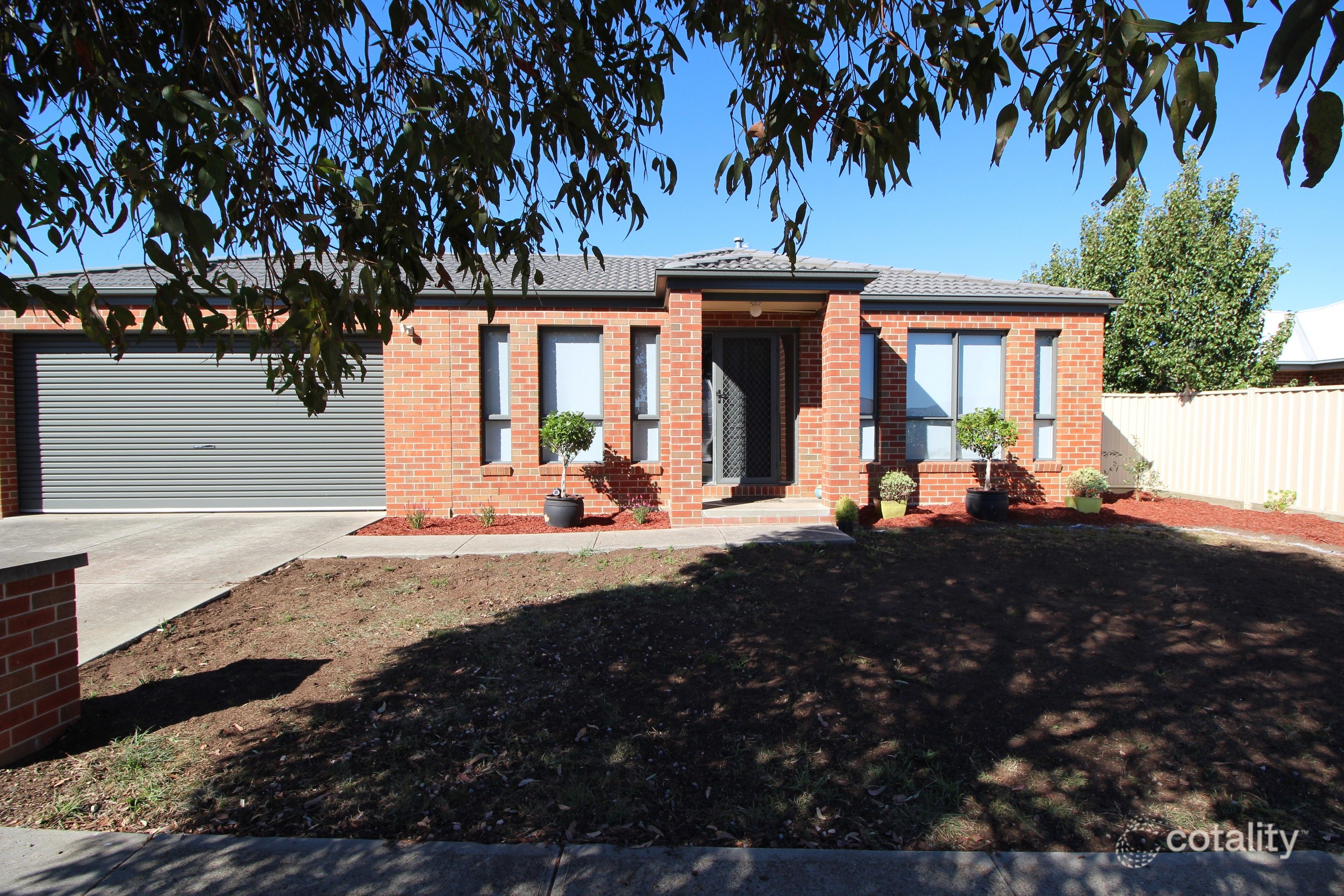 18 Robilliard Way, Sebastopol, VIC 3356