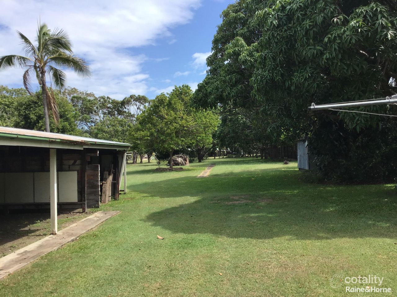 189 Torquay Rd, Scarness, QLD 4655