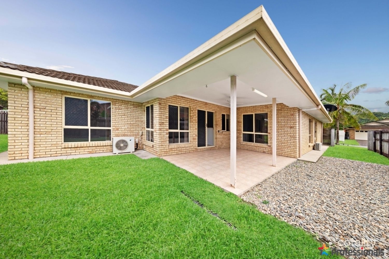11 Obersky Cl, Brinsmead, QLD 4870