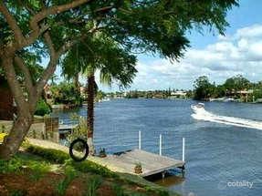 9 Donegal Cres, Bundall, QLD 4217