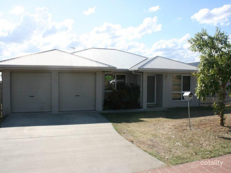 391 Farm St, Norman Gardens, QLD 4701