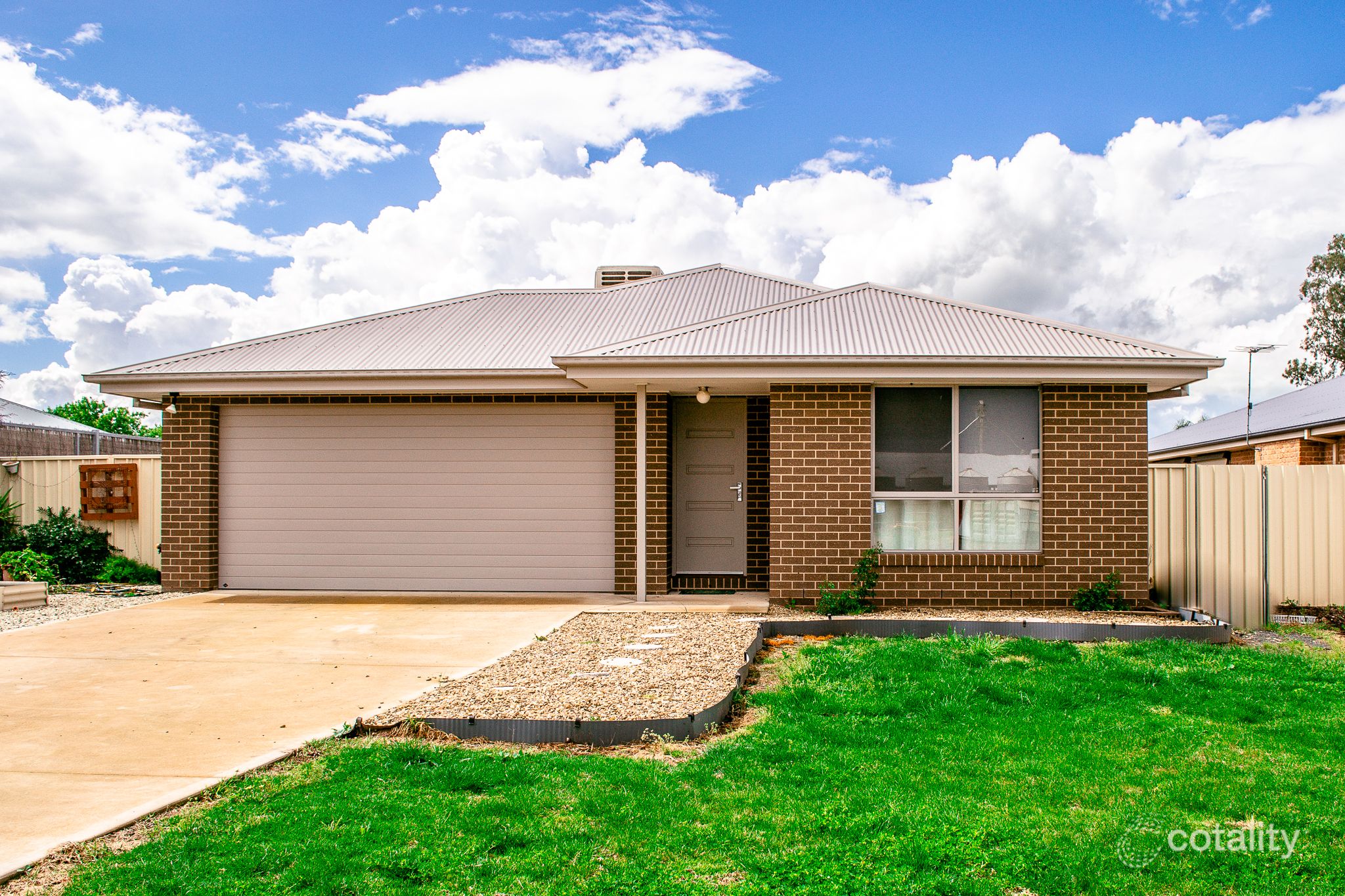15 Fourth St, Henty, NSW 2658