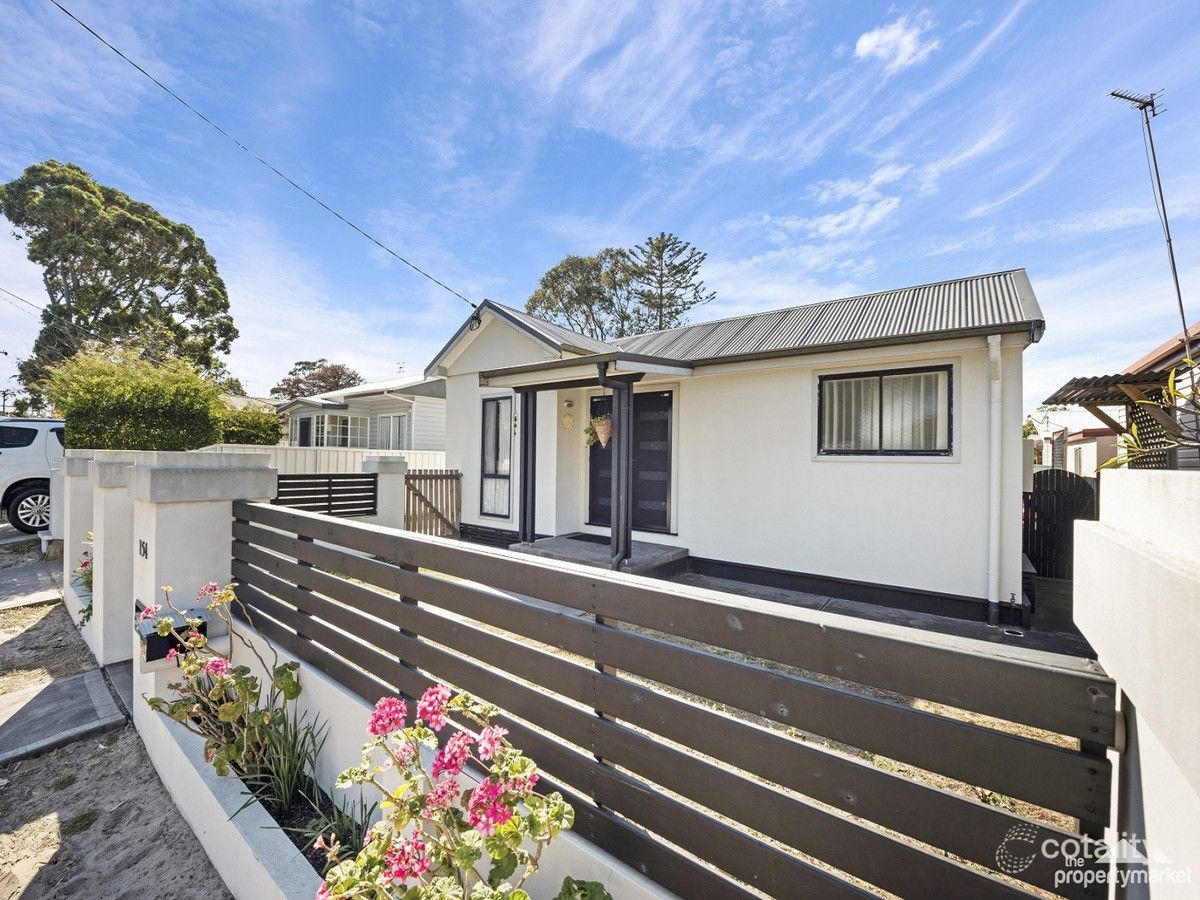 154 Trafalgar Ave, Umina Beach, NSW 2257
