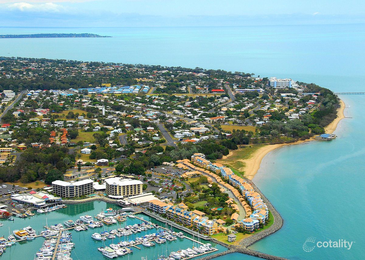 13 Herbert St, Urangan, QLD 4655