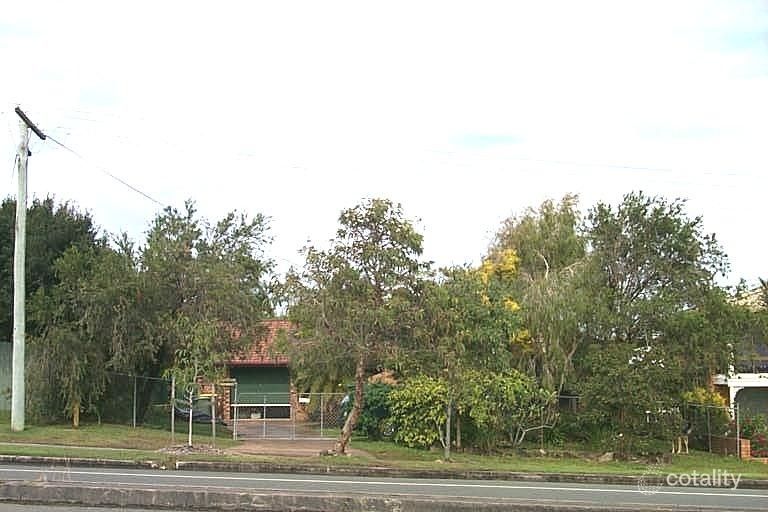 90 Buderim St, Battery Hill, QLD 4551