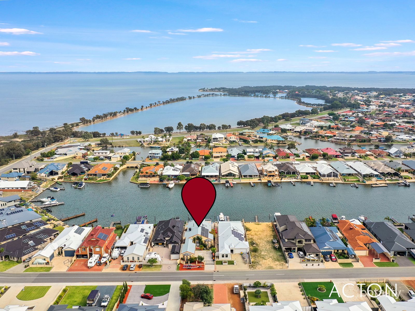 100 Murray Waters Bvd, South Yunderup, WA 6208