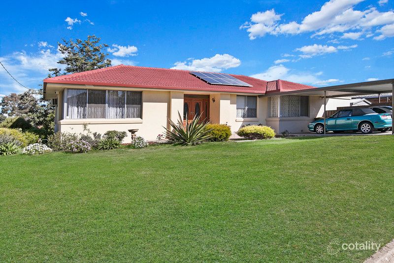 6 Saint Albans Ave, Valley View, SA 5093