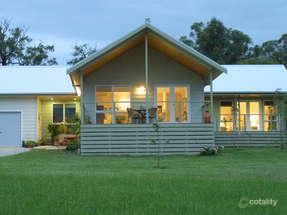 8 Kangaroo Rise, Koonwarra, VIC 3954