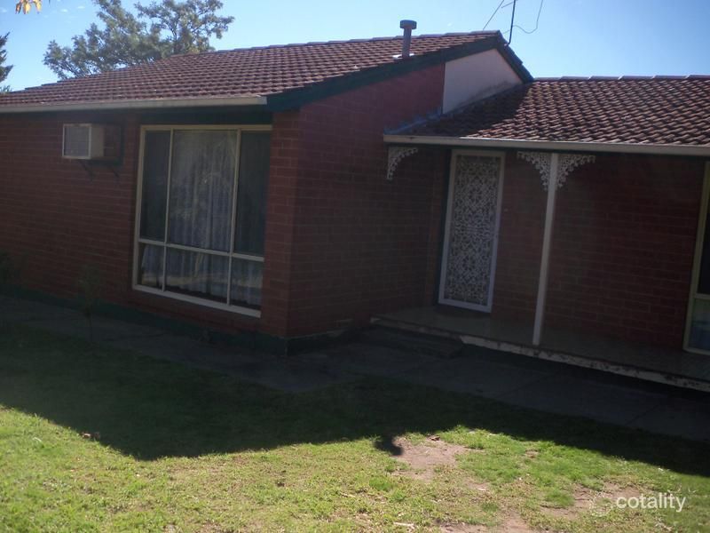 4 Copernicus Rd, Christie Downs, SA 5164