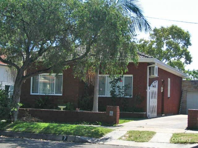 7 Malleny St, Ashbury, NSW 2193