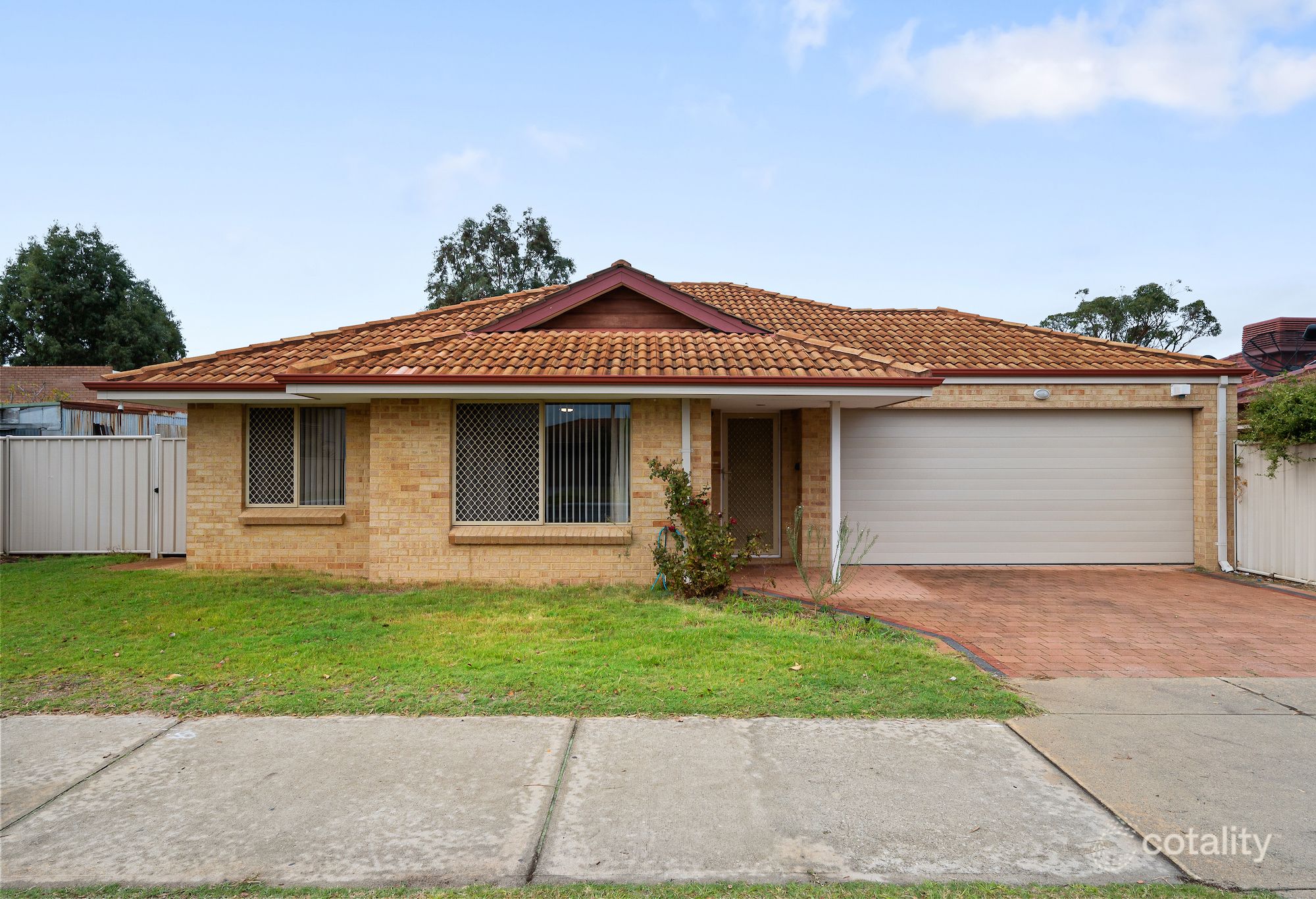 9 Gibbs St, East Cannington, WA 6107