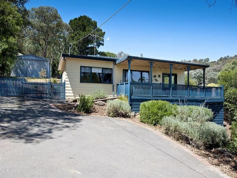 704 Heidelberg-Kinglake Rd, Hurstbridge, VIC 3099