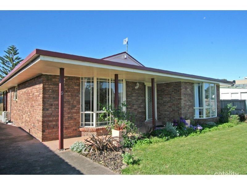 9 Cremorne Ave, Cremorne, TAS 7024