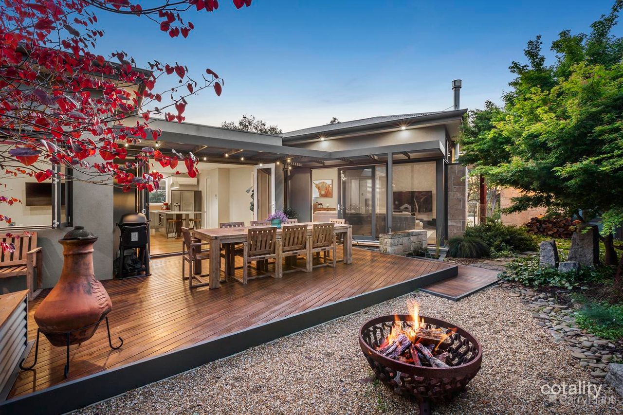 90 Brackenbury St, Warrandyte, VIC 3113