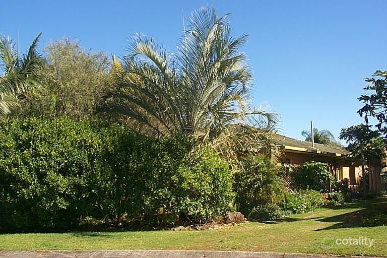 4 Jenelle St, Kallangur, QLD 4503