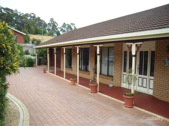 1 Lyndara Dr, Penguin, TAS 7316