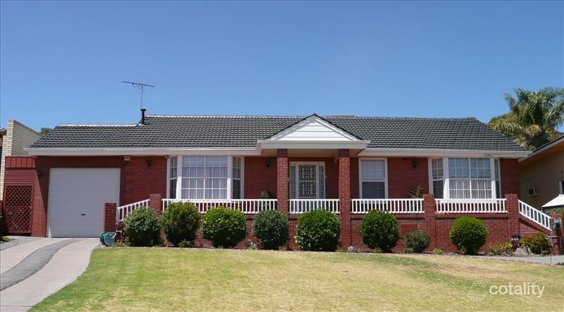 9 Gooroonga St, Seaview Downs, SA 5049