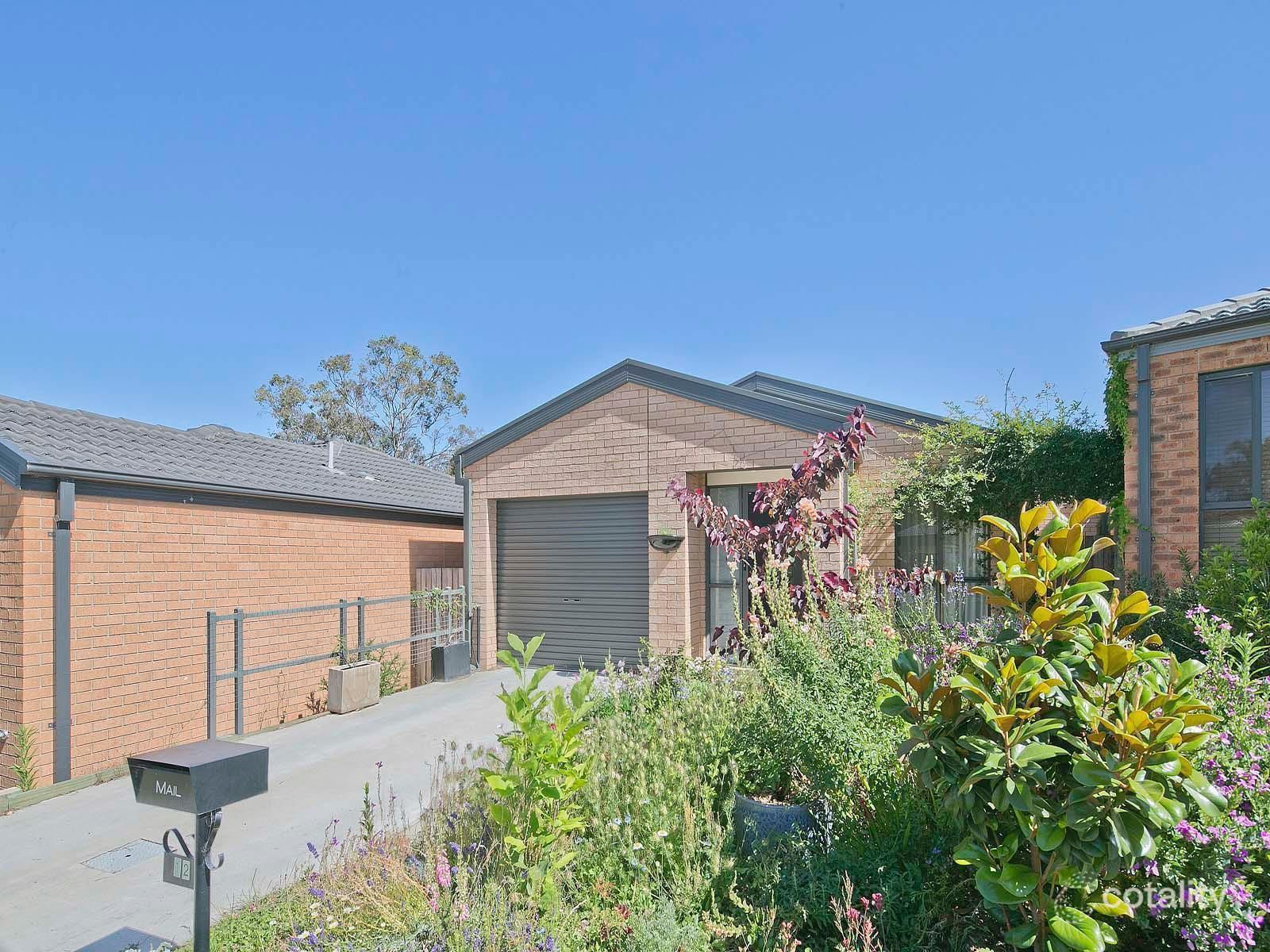 12 Whitmore Cres, Watson, ACT 2602