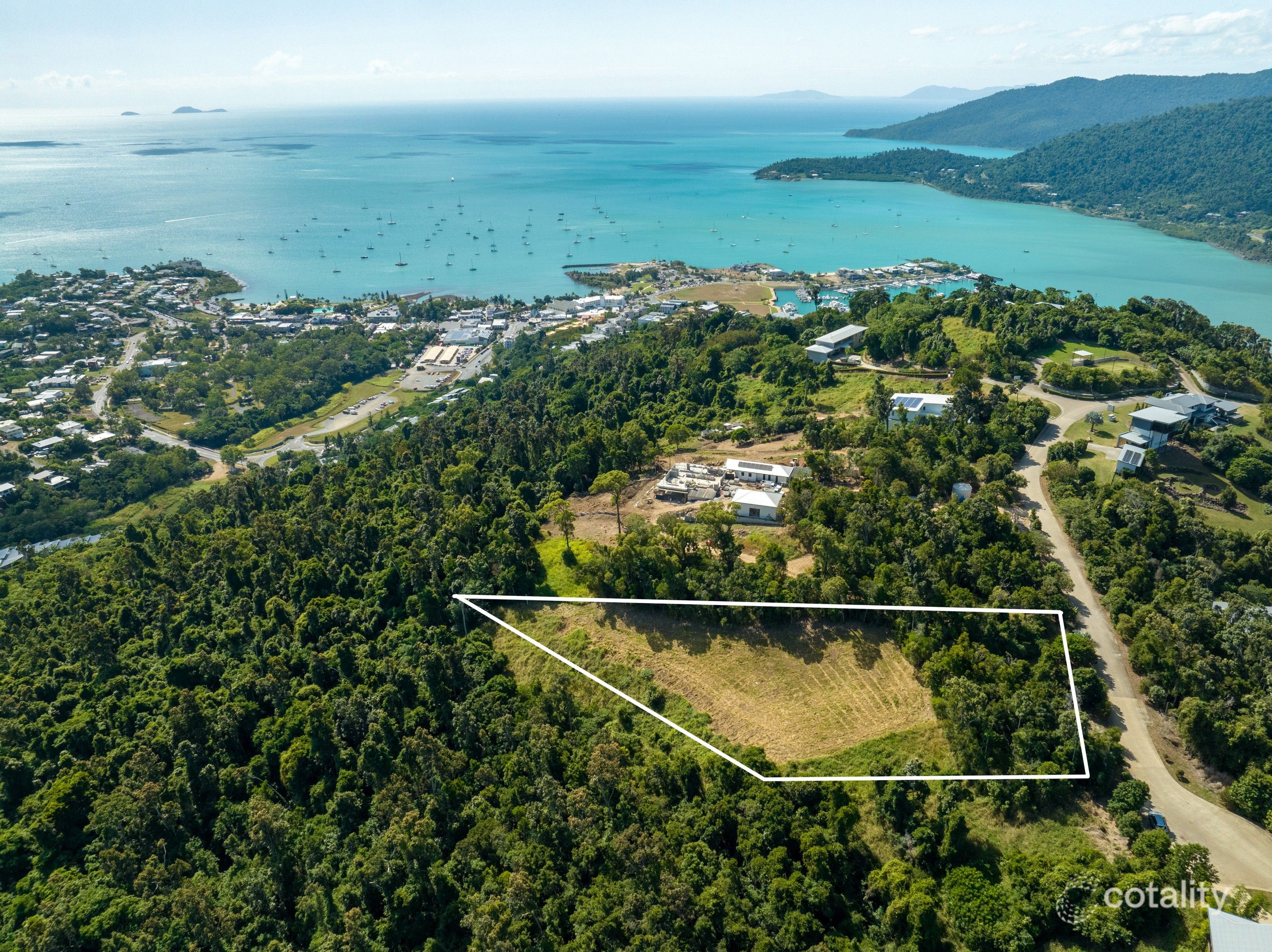 122 Mount Whitsunday Dr, Airlie Beach, QLD 4802