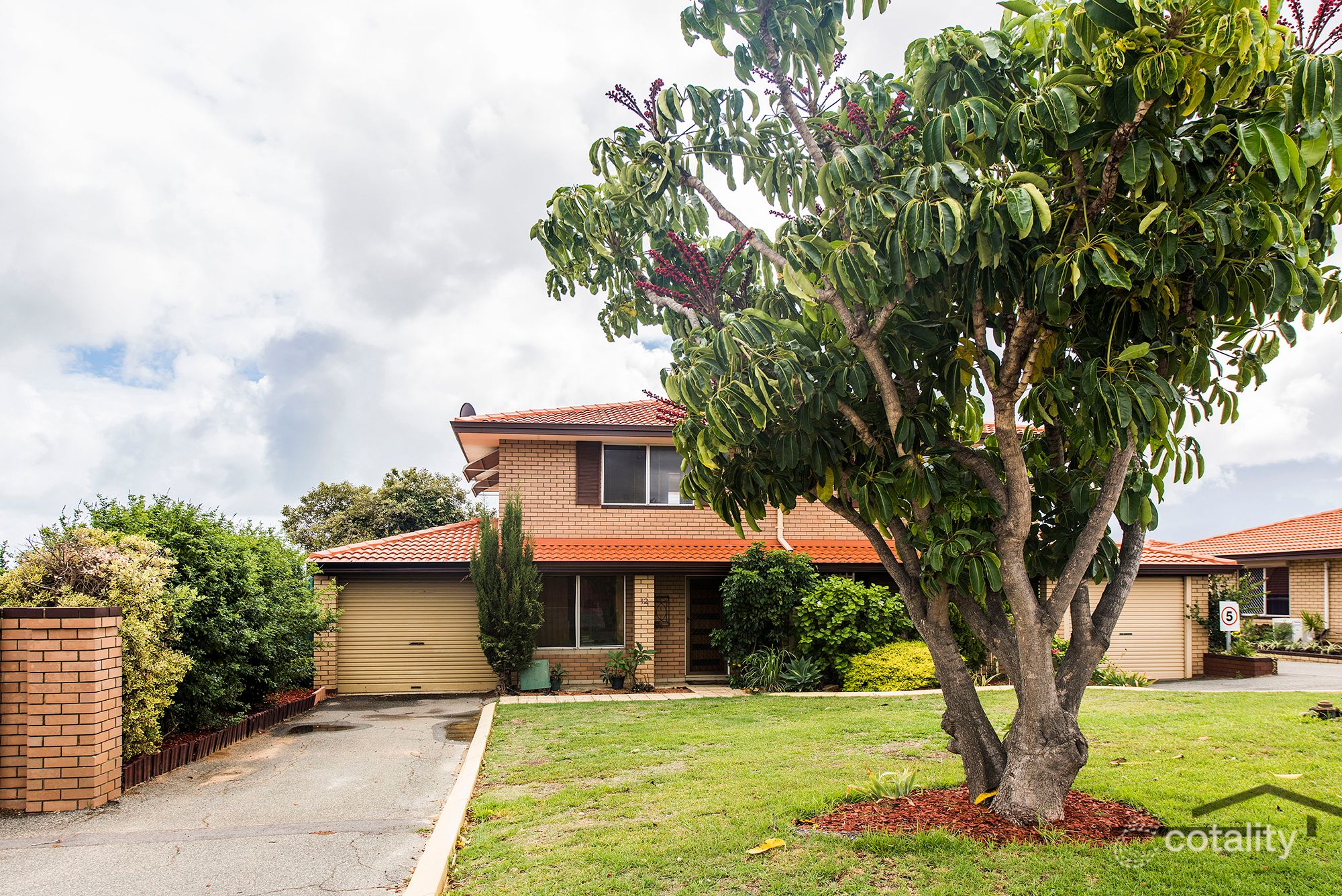 12/8 Creery St, Dudley Park, WA 6210