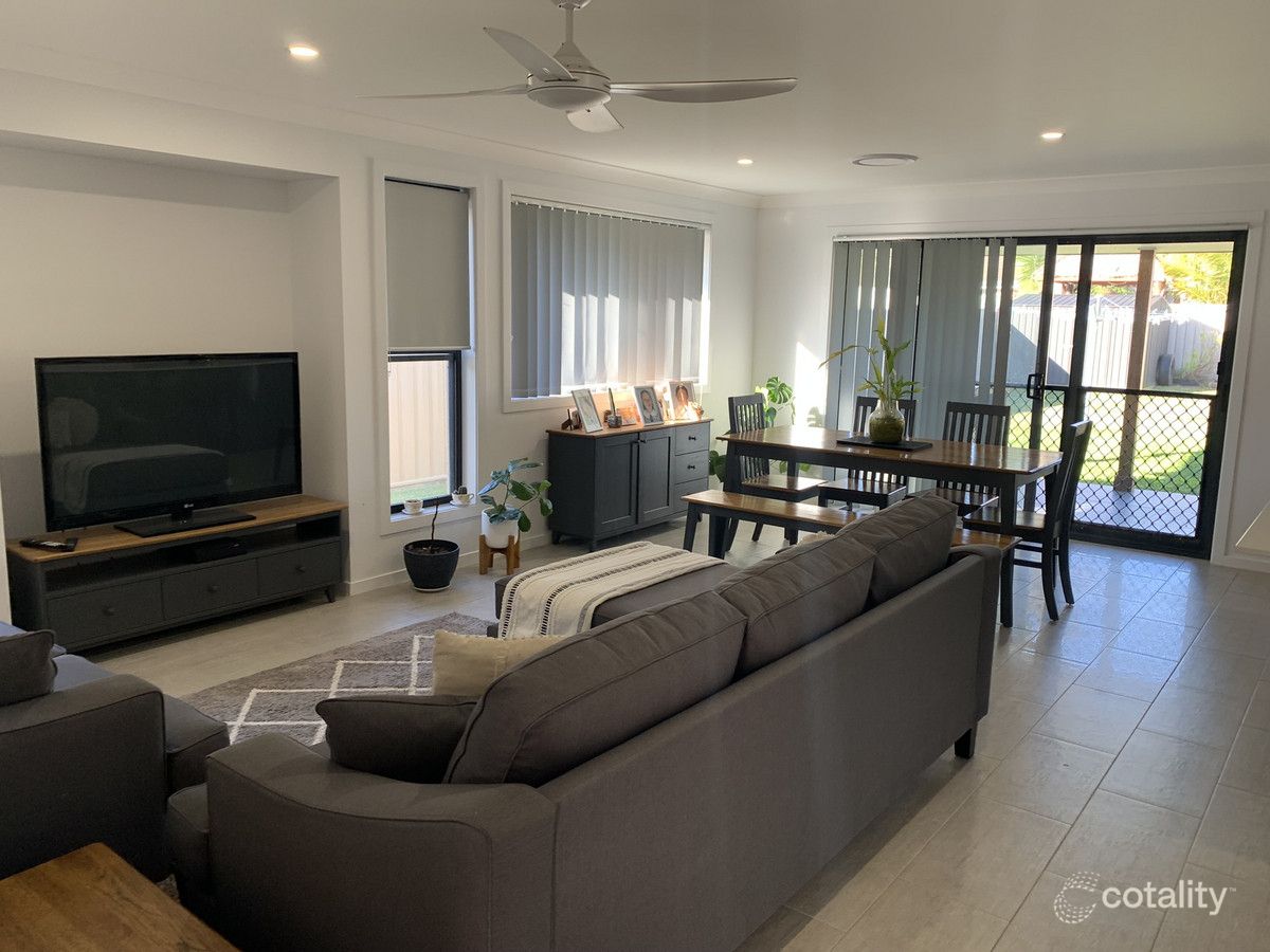 64 Albatross Way, Old Bar, NSW 2430