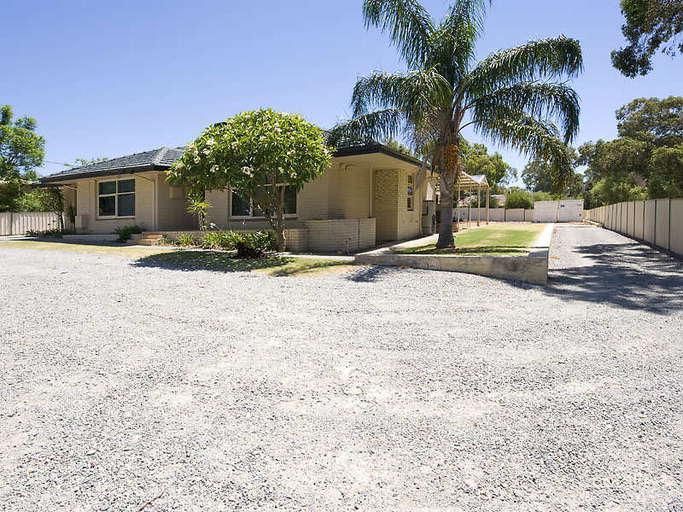 40 Lilian Rd, Maida Vale, WA 6057