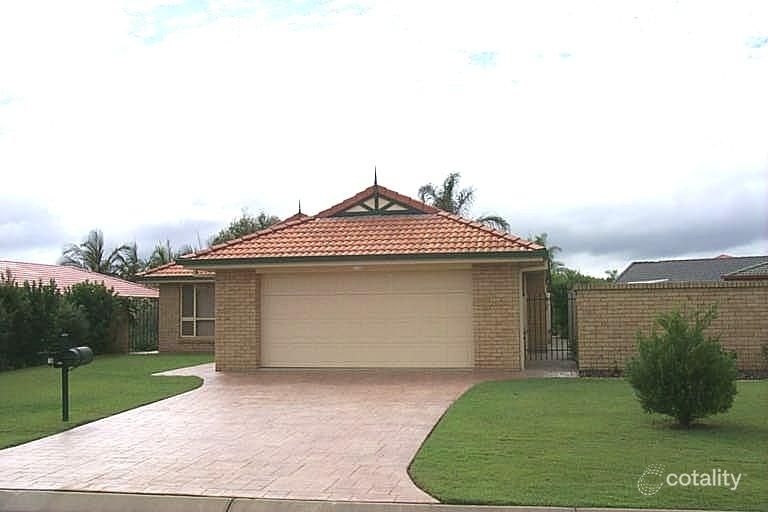 18 Crozier Cres, Meadowbrook, QLD 4131