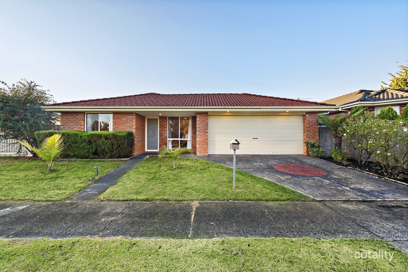 91 Broderick Rd, Carrum Downs, VIC 3201