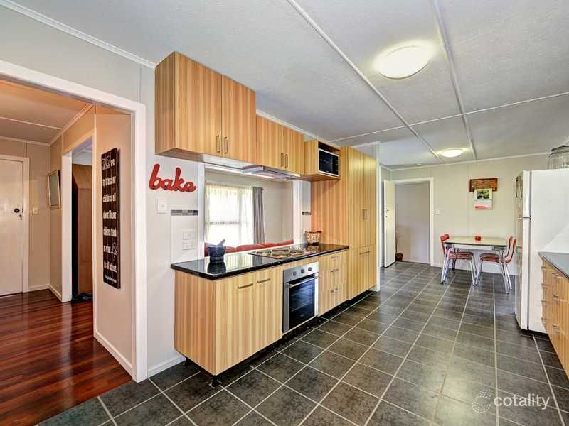 35 Tarakan St, Svensson Heights, QLD 4670