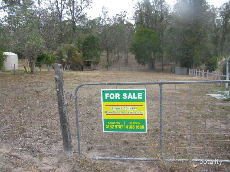 4 Hood St, Proston, QLD 4613