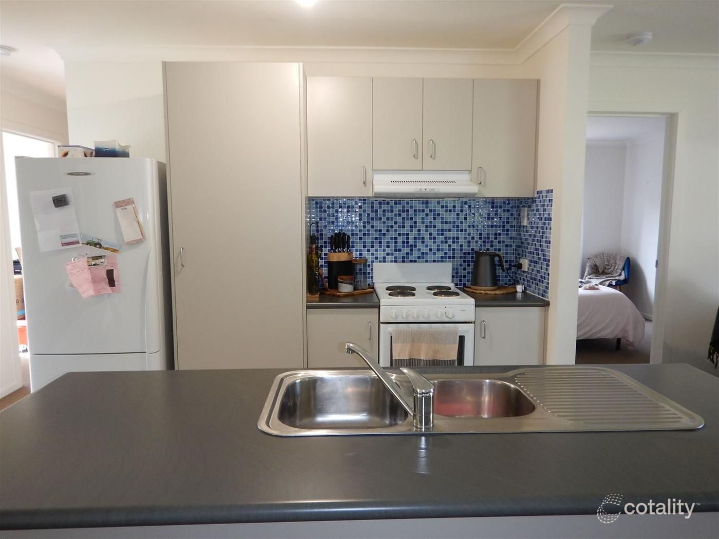 43 Berkshire Pde, Penguin, TAS 7316