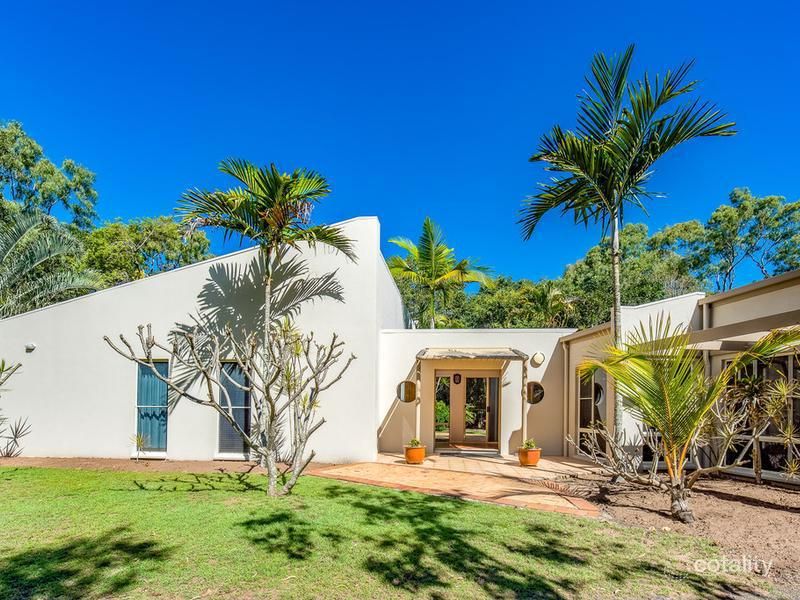 207 Sylvan Dr, Moore Park Beach, QLD 4670