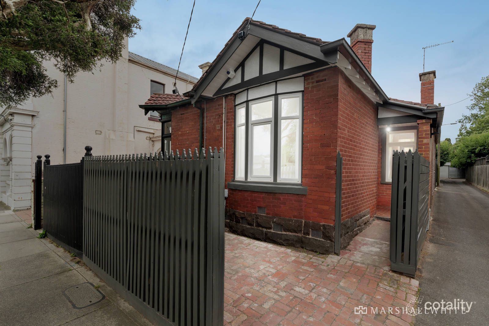 89 Barkers Rd, Kew, VIC 3101