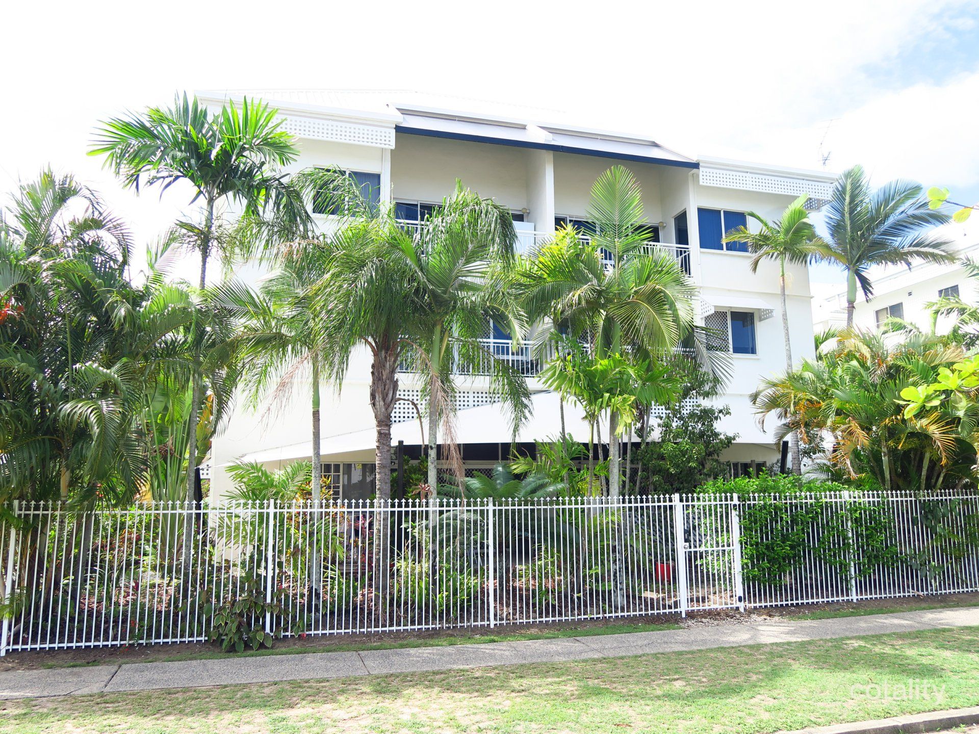 9/14 Upward St, Cairns North, QLD 4870